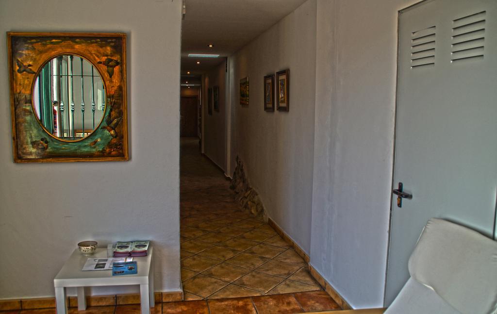 Alojamientos Turisticos Isa I Toni Sella Εξωτερικό φωτογραφία